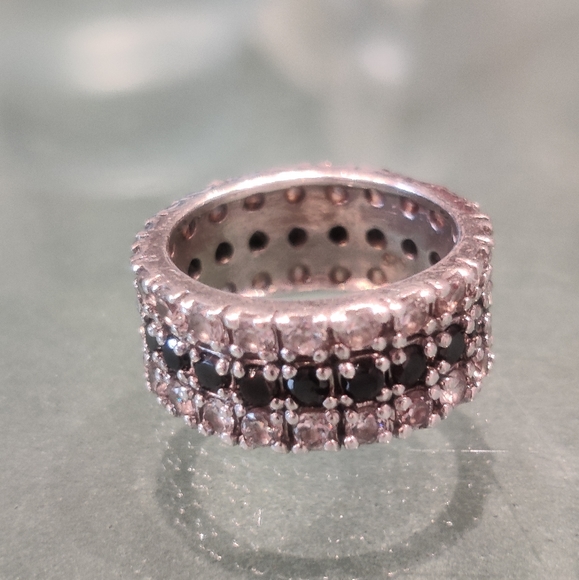 Three Row Sterling Silver Band Ring 💍 White and Black Spinel Stones - Picture 14 of 16